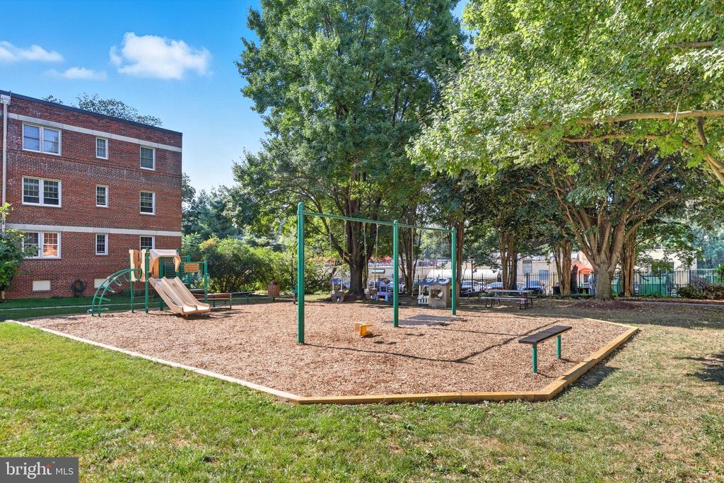 2302 COLSTON DRIVE Unit: 104