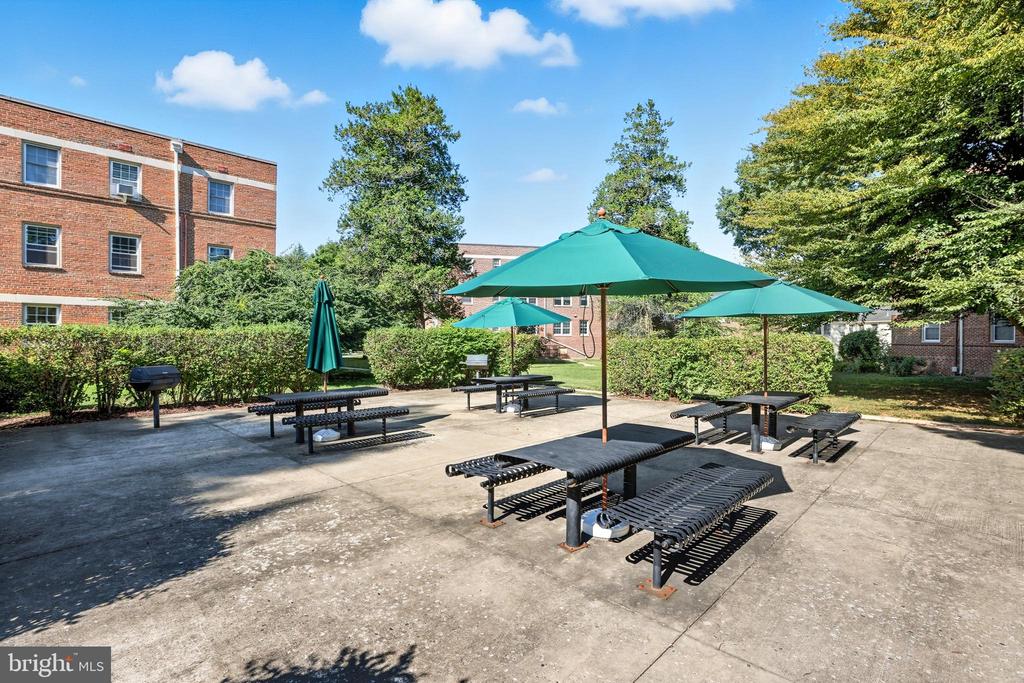 2302 COLSTON DRIVE Unit: 104