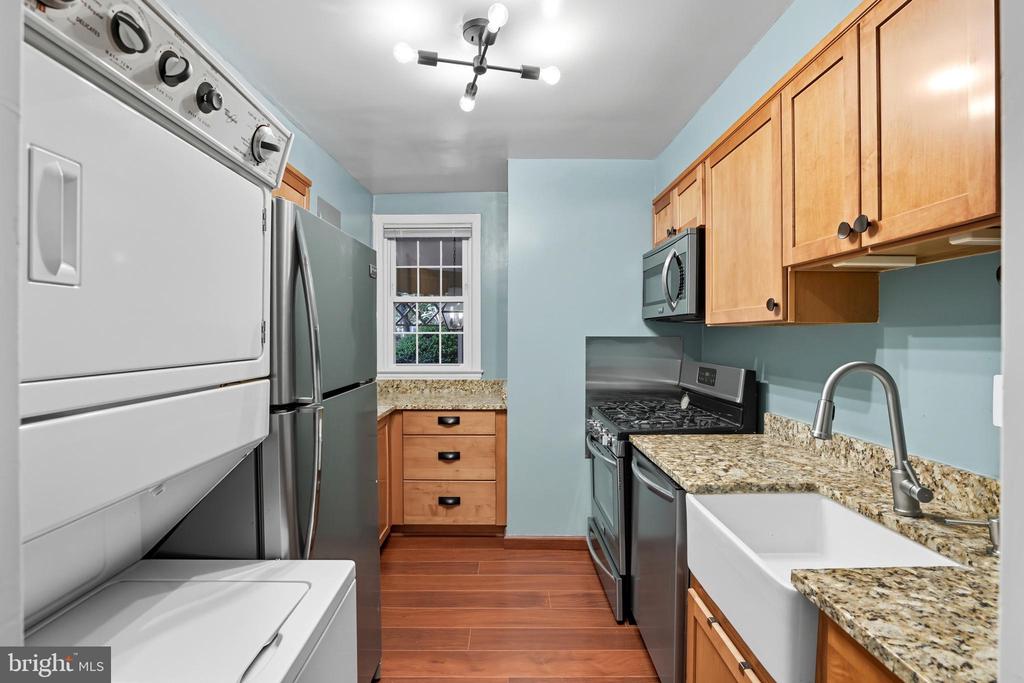 2302 COLSTON DRIVE Unit: 104
