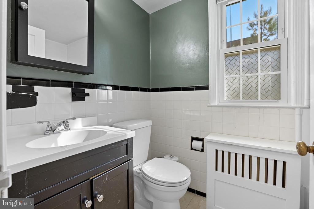 2302 COLSTON DRIVE Unit: 104