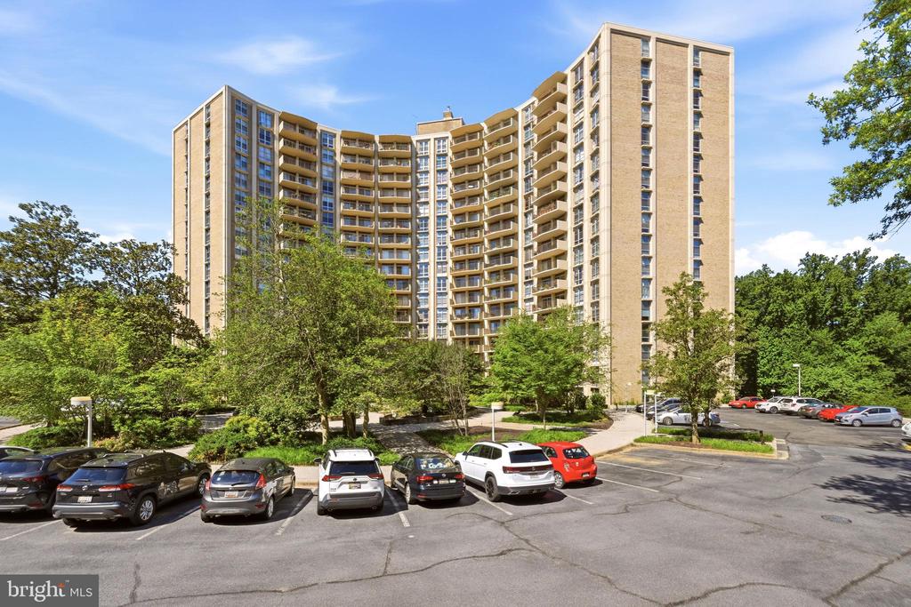 9039 SLIGO CREEK PARKWAY Unit: 1210