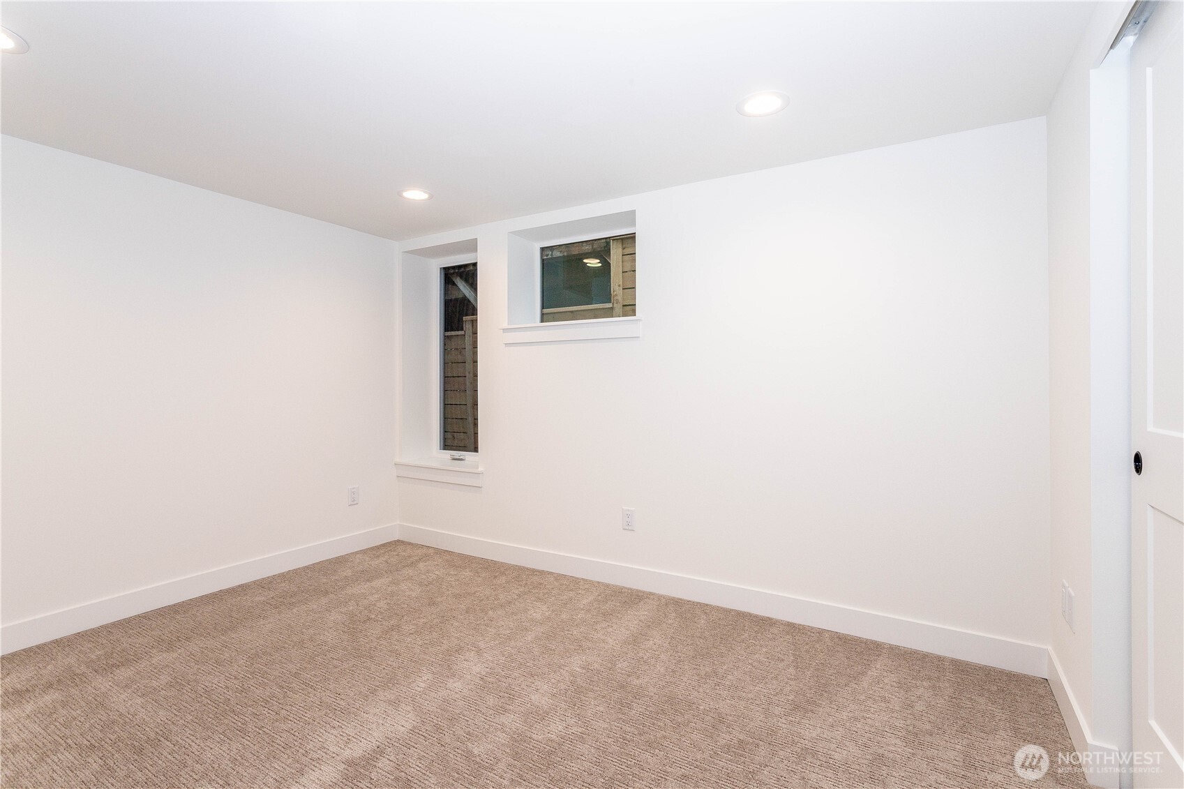 7341 21st Avenue NE Unit: B