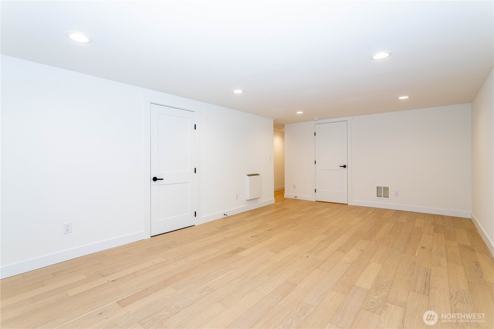 7341 21st Avenue NE Unit: B