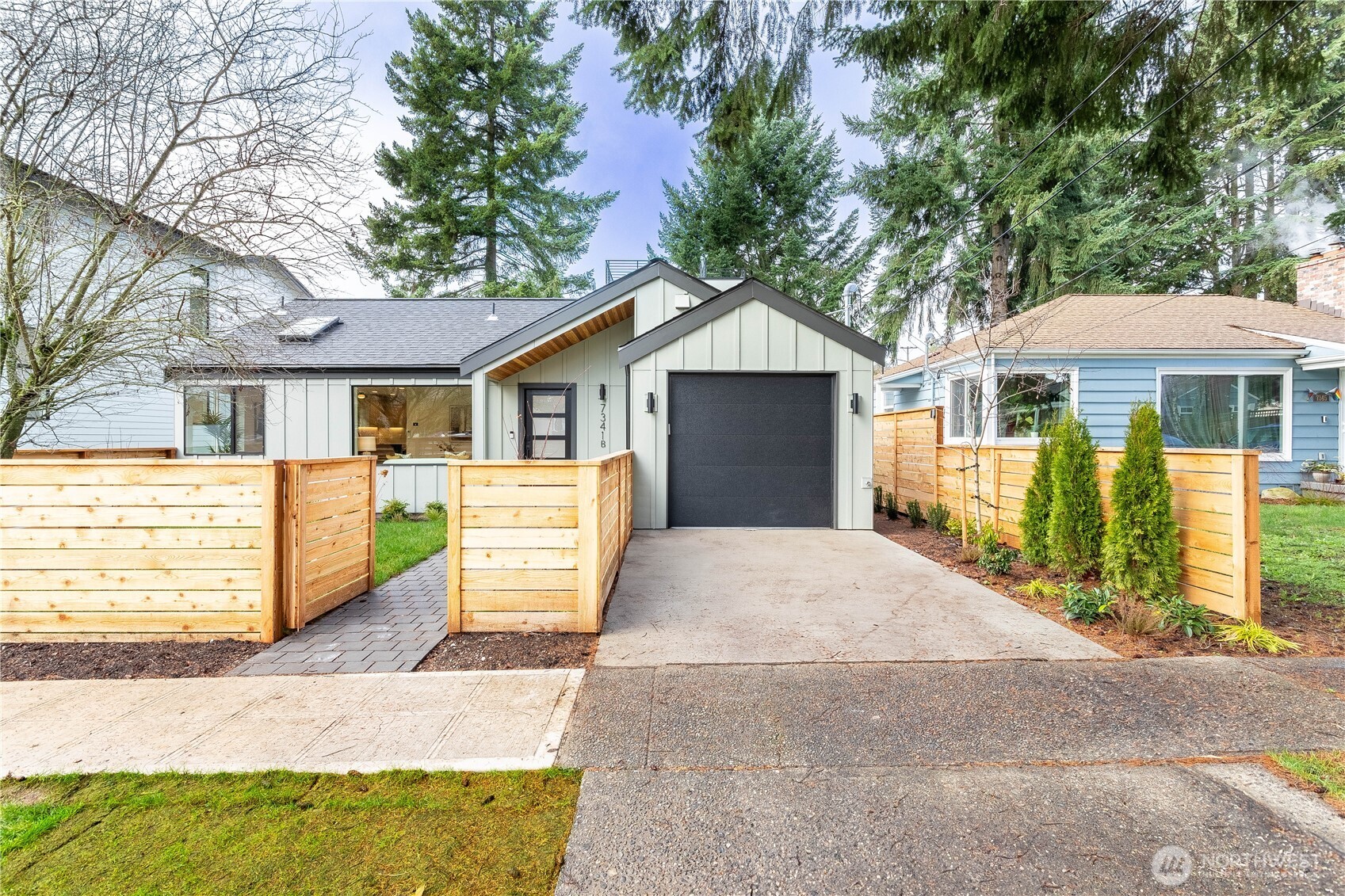 7341 21st Avenue NE Unit: B