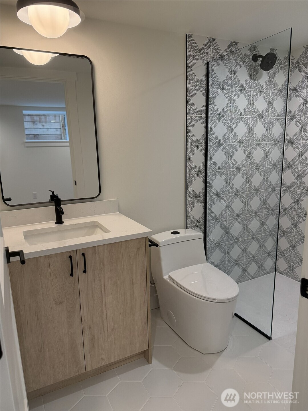 7341 21st Avenue NE Unit: B