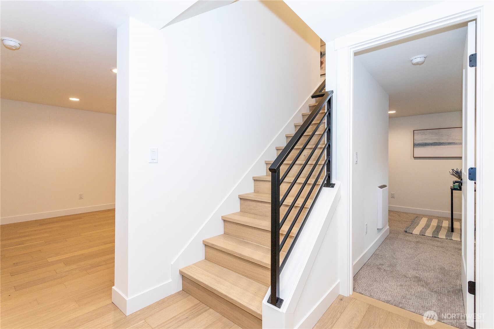 7341 21st Avenue NE Unit: B