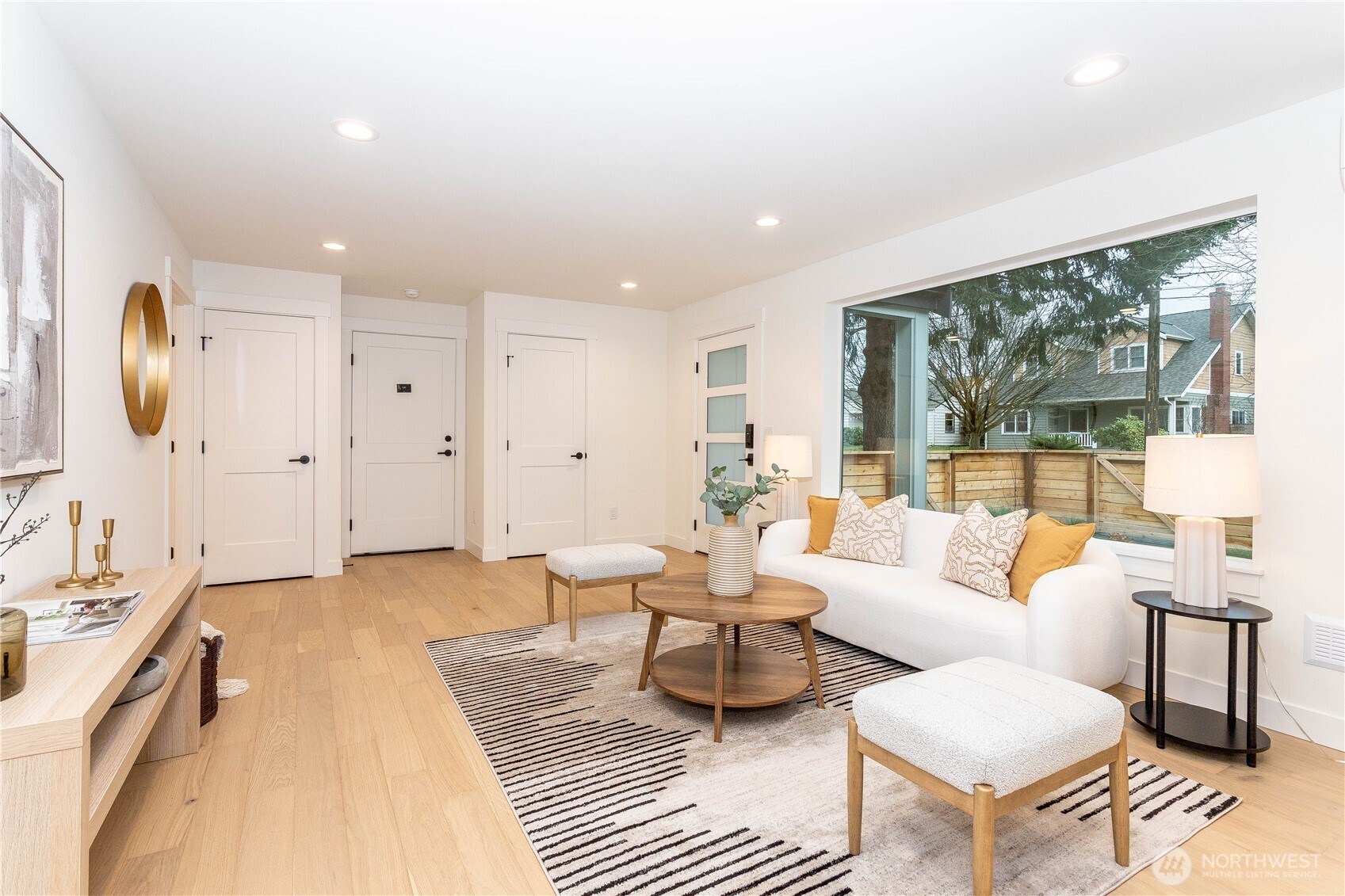 7341 21st Avenue NE Unit: B