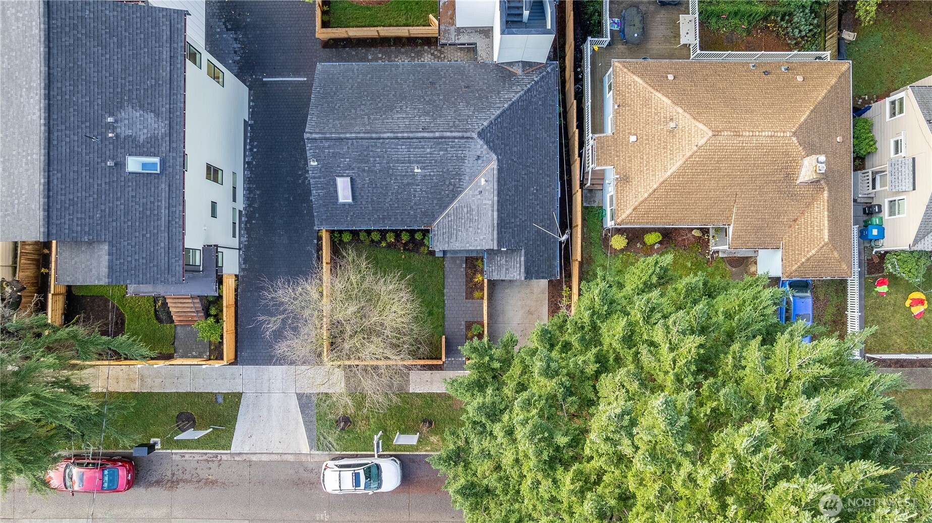 7341 21st Avenue NE Unit: B