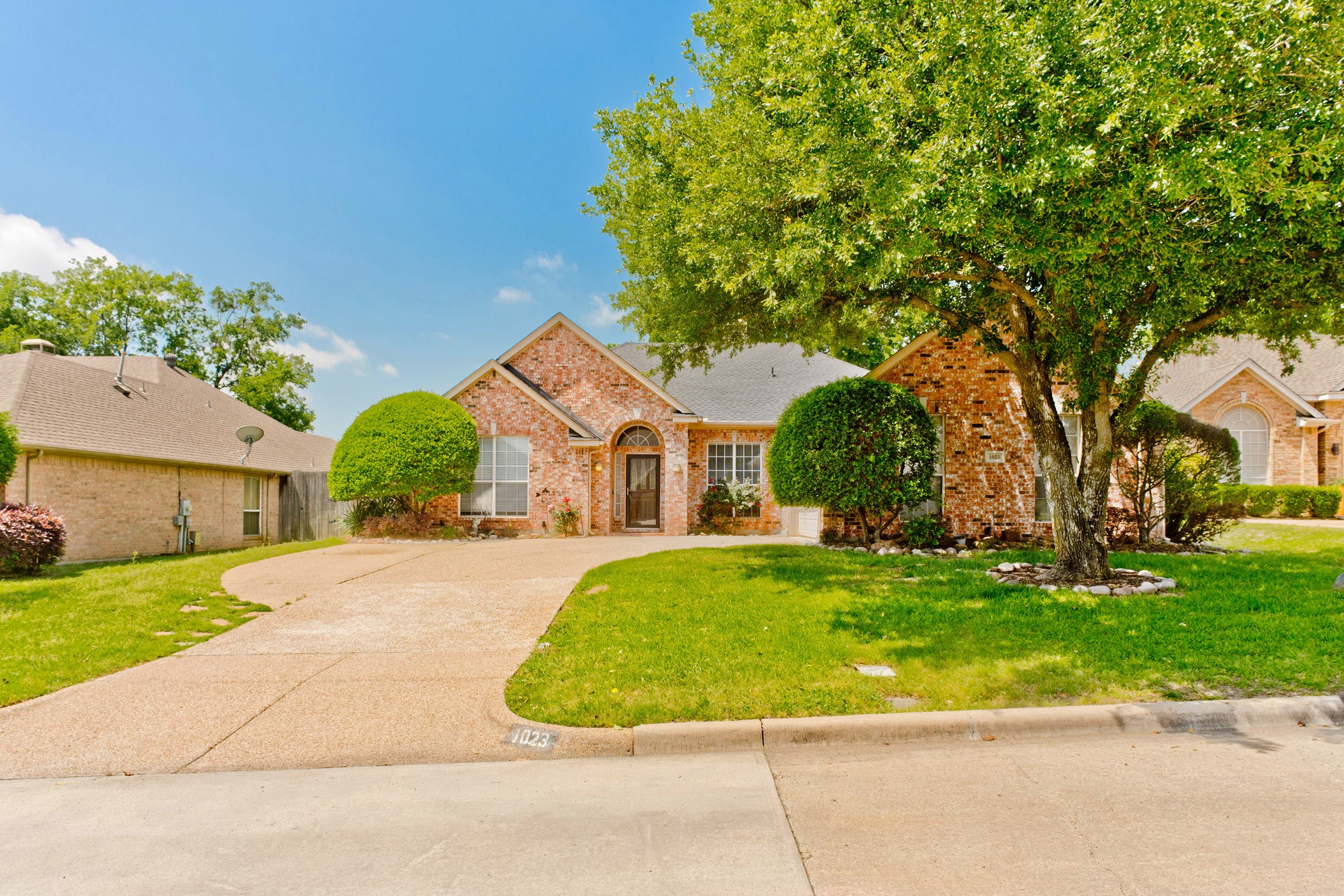 1023 Muirfield Drive