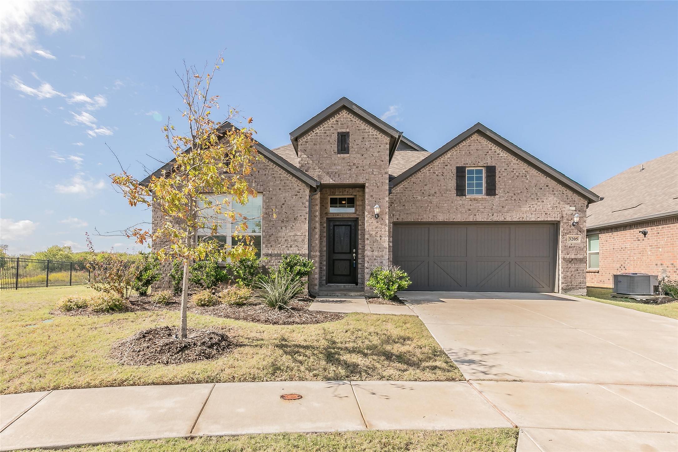 3205 Sunnyside Drive