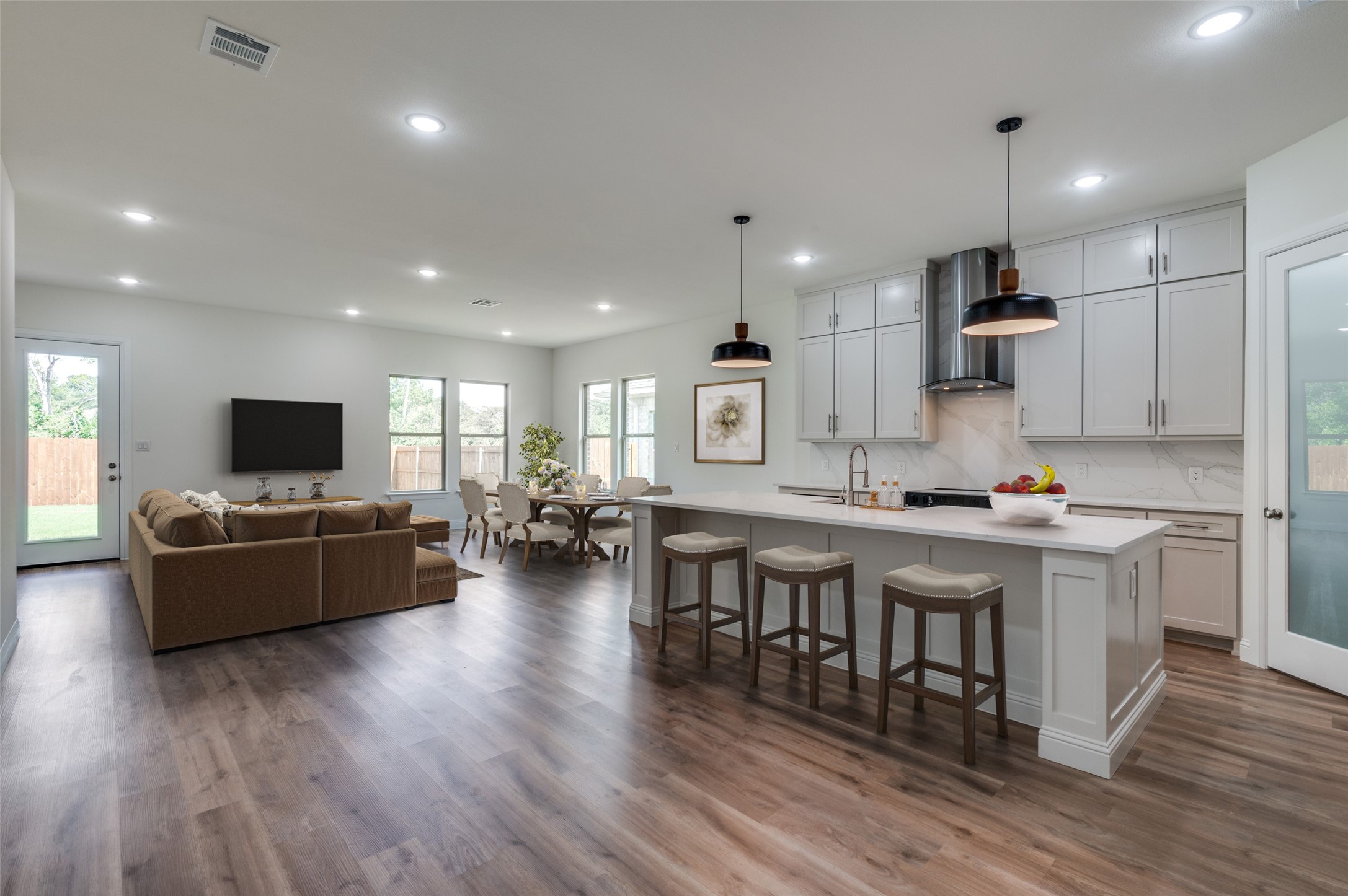 910 Boston Lane