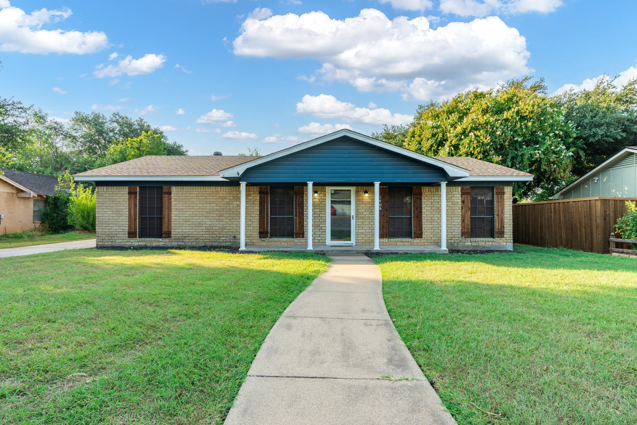 1406 Meadowlark Drive