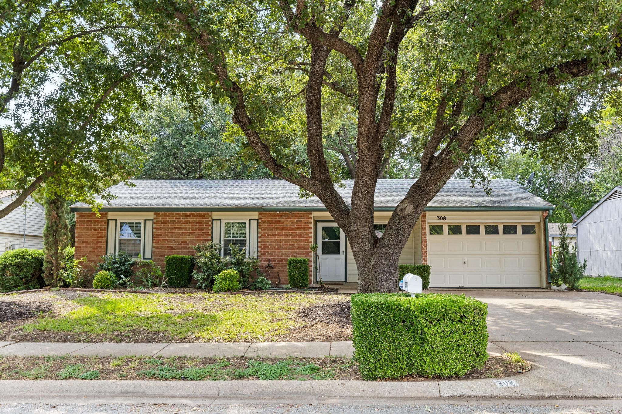 308 Guadalupe Drive