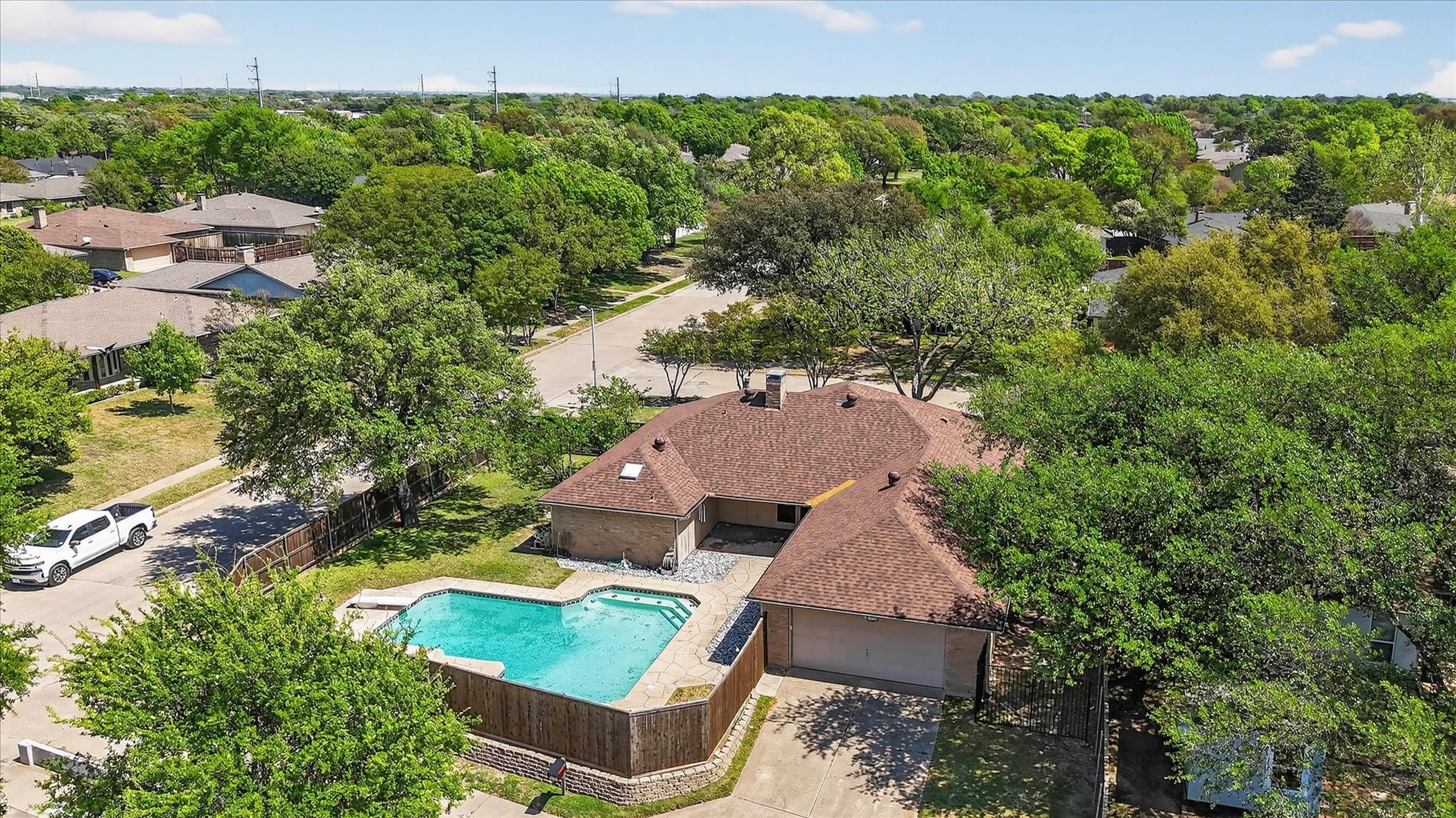 900 E Berkeley Drive