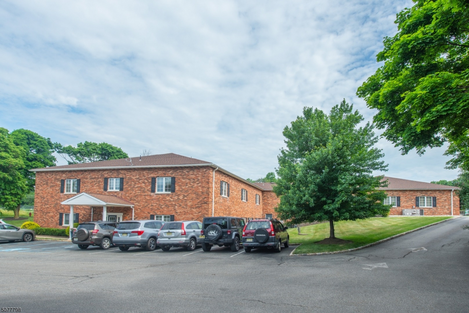 10 W HANOVER AVE Suite 106