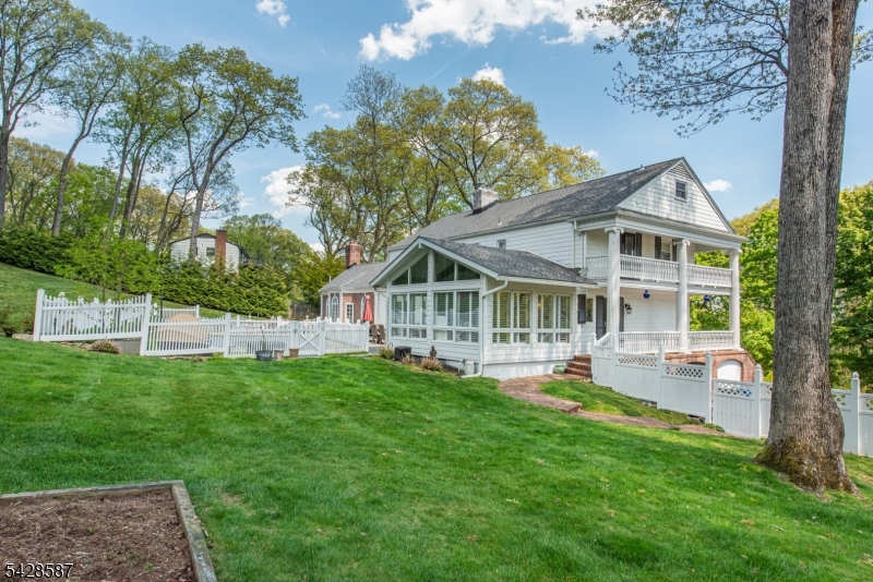 45 Junard Dr