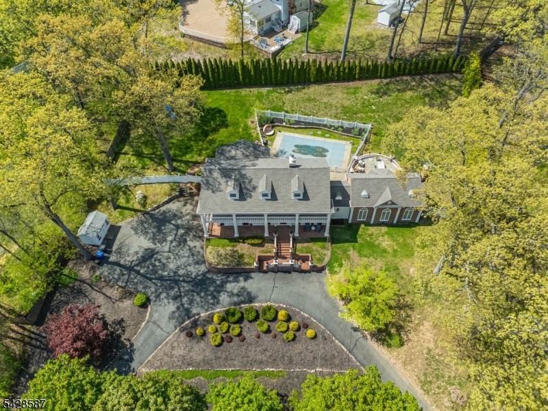 45 Junard Dr