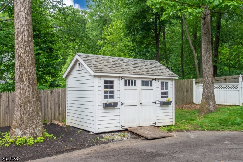 45 Junard Dr