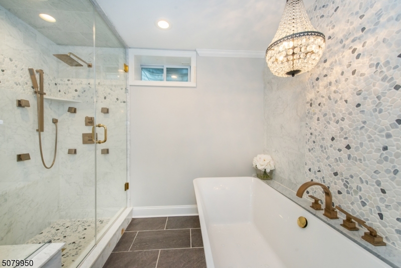 45 Junard Dr