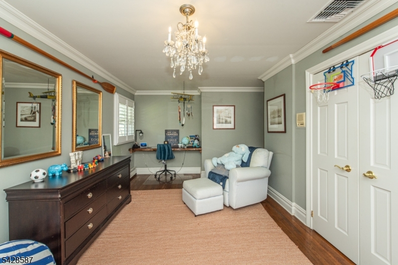 45 Junard Dr