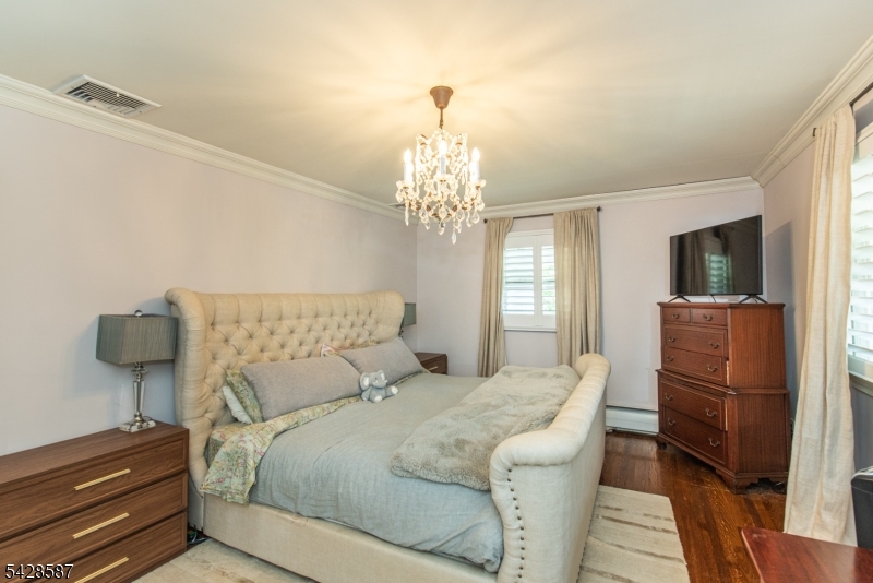 45 Junard Dr