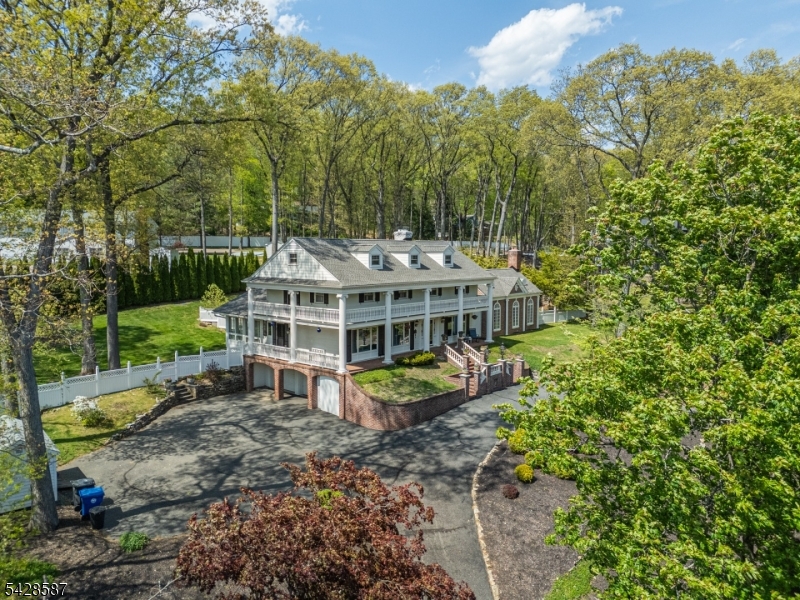 45 Junard Dr