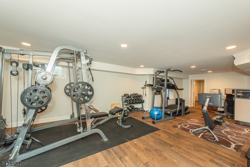 45 Junard Dr