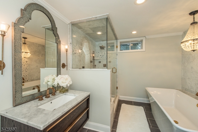 45 Junard Dr