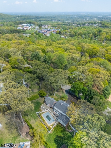 45 Junard Dr