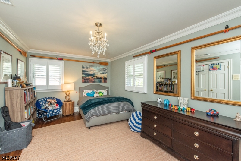 45 Junard Dr