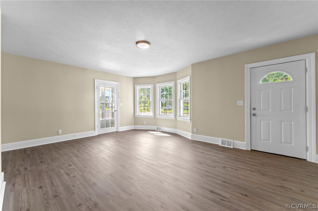 13129 Lee Ave