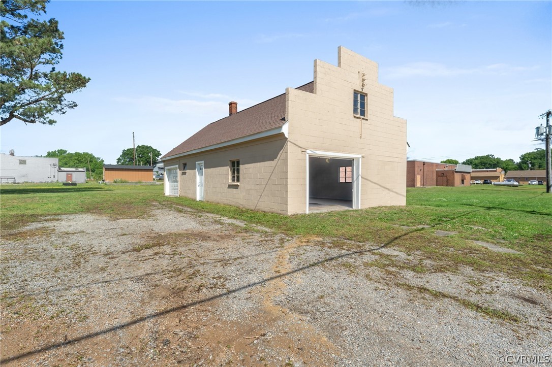 13129 Lee Ave