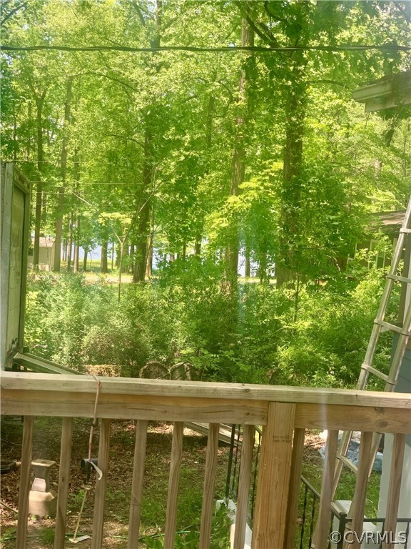 7 Lakeside Drive Ext
