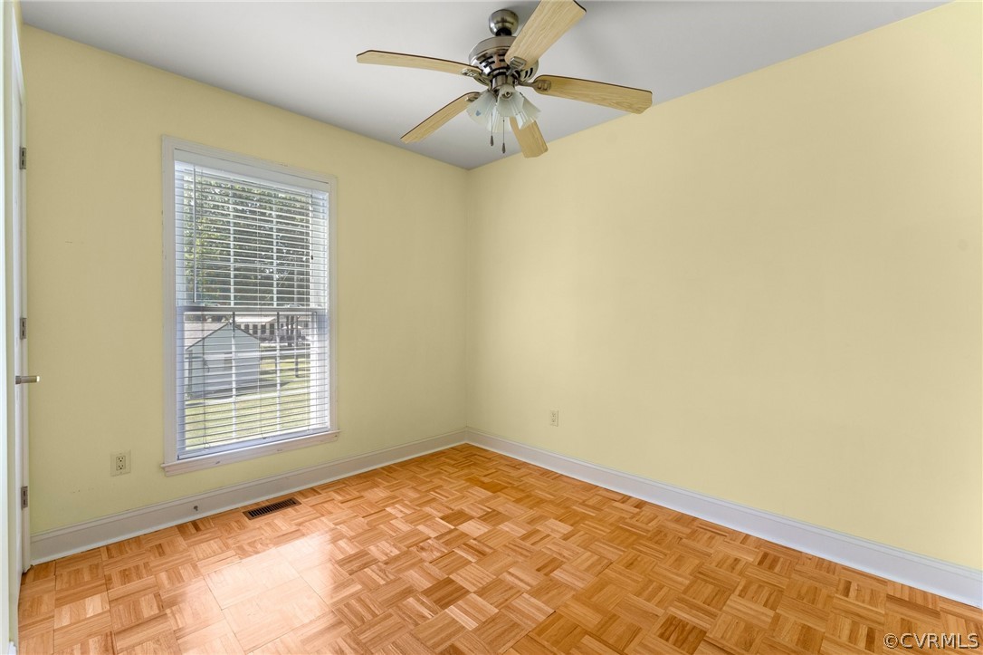 415 Hopedale Farm Rd