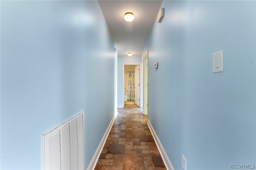 415 Hopedale Farm Rd