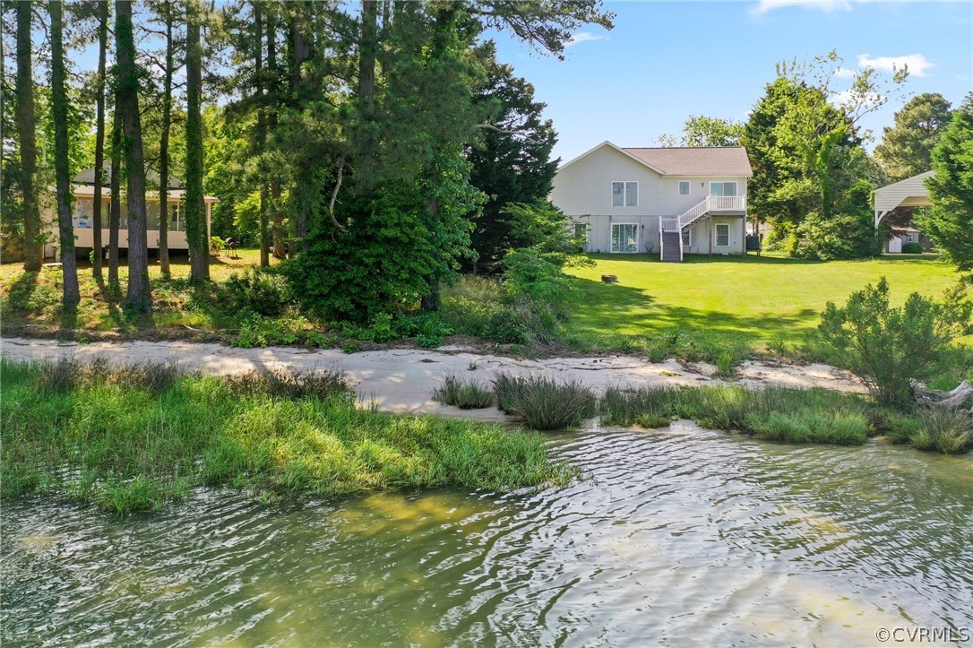 415 Hopedale Farm Rd