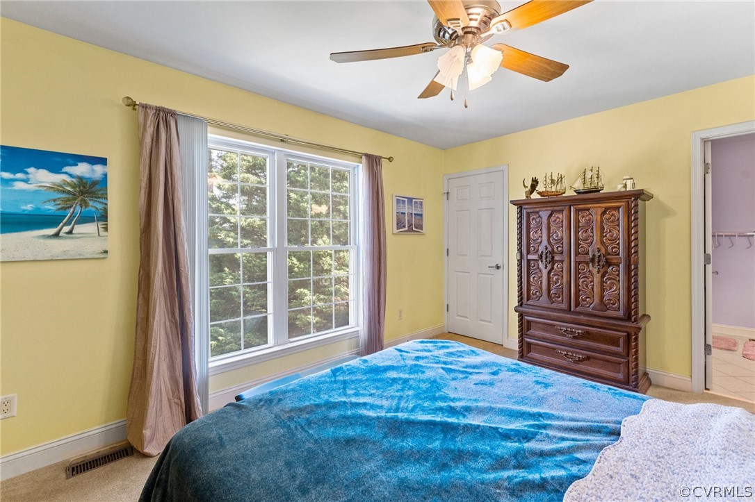 415 Hopedale Farm Rd