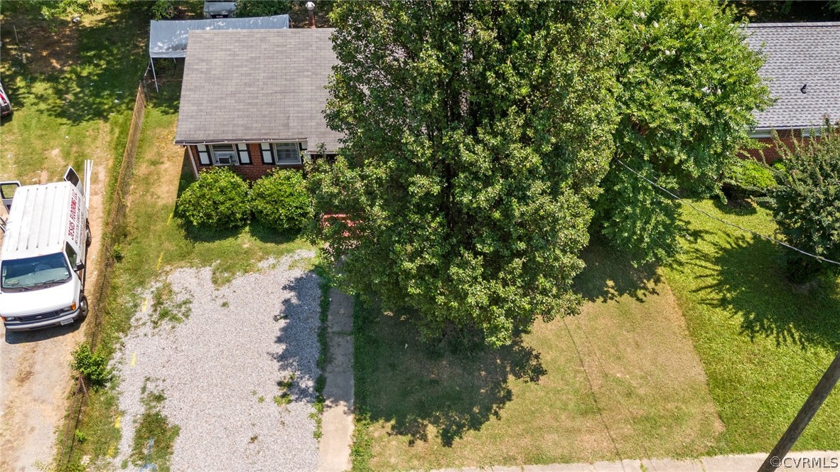 1507 Gunn St