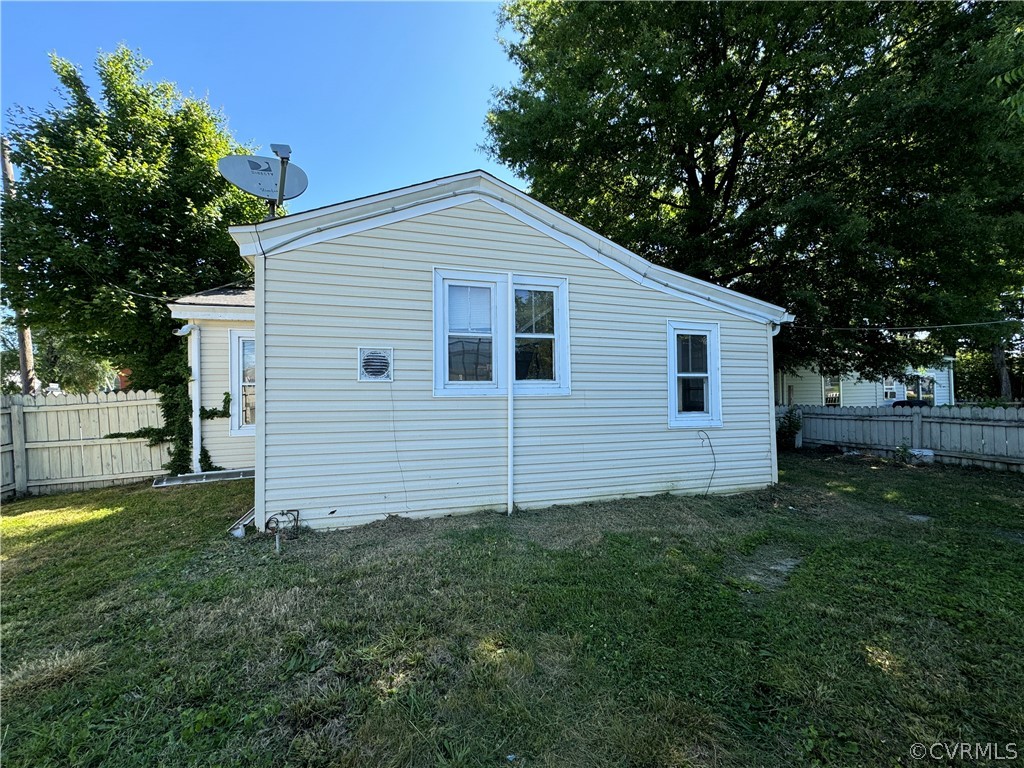 200 E Tennessee Ave