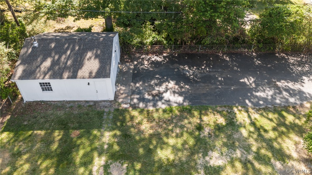 3012 Manor Dr