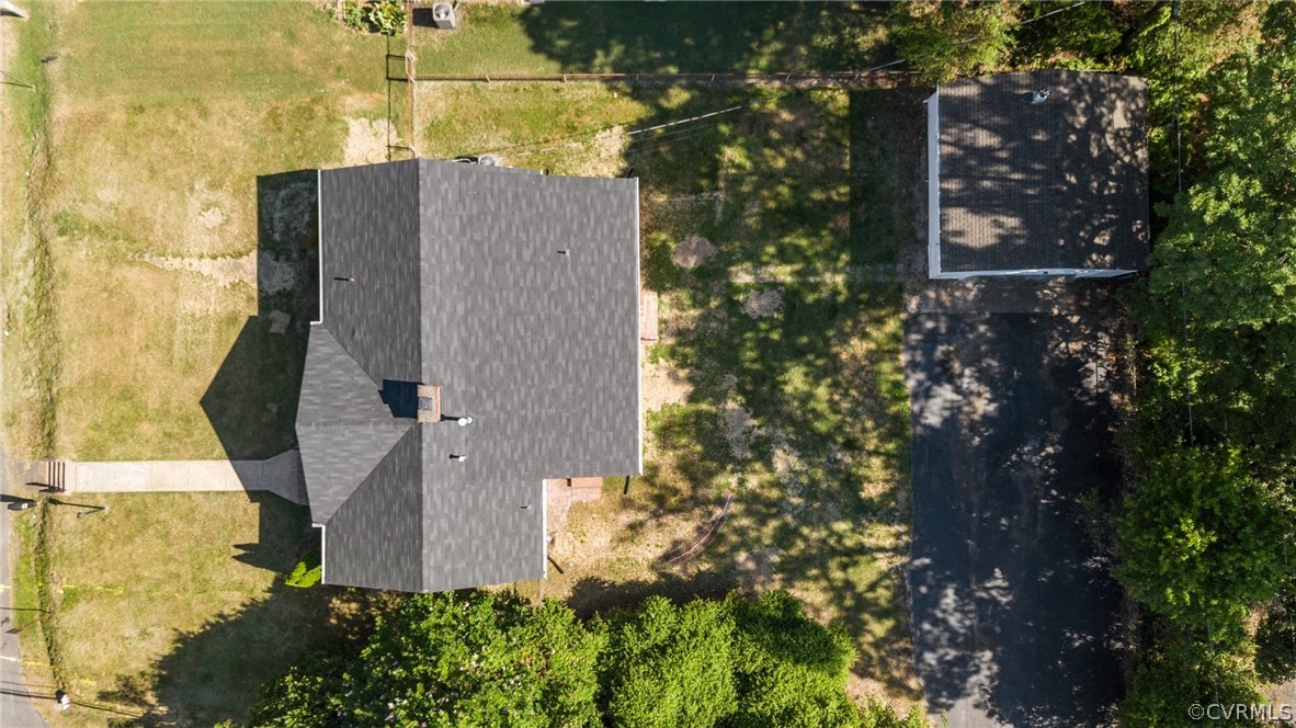 3012 Manor Dr
