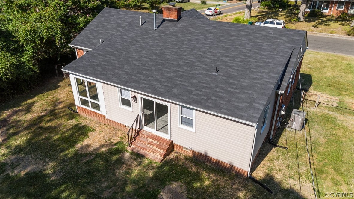 3012 Manor Dr