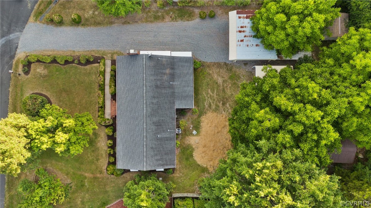 2404 Roland Rd