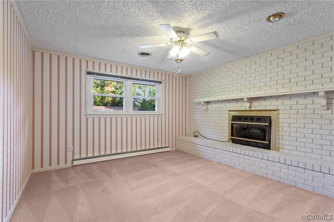 2404 Roland Rd