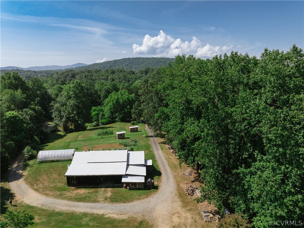 6788 Rockfish Gap Tpke