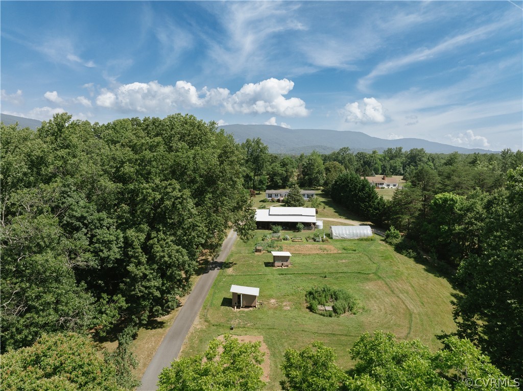 6788 Rockfish Gap Tpke
