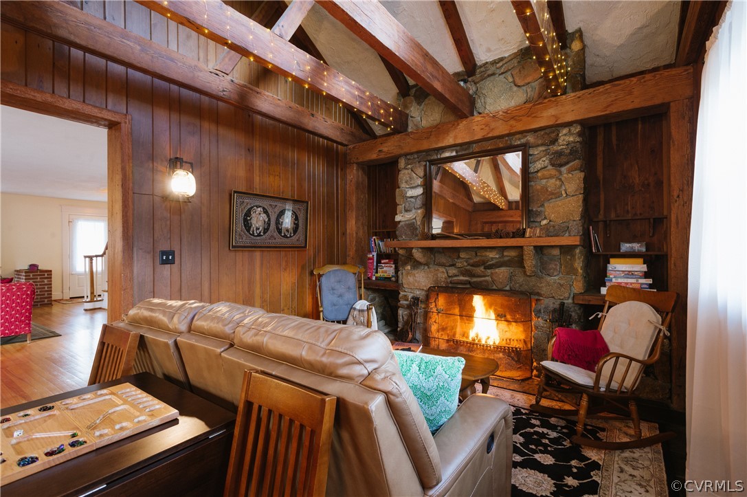 6788 Rockfish Gap Tpke