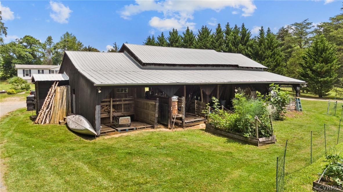 6788 Rockfish Gap Tpke