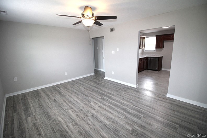 5109 Robin Grey Ln
