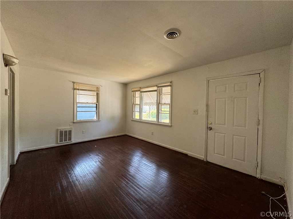 419 Porterville St